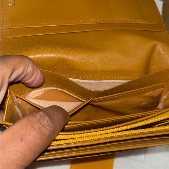 Givenchy Wallet - Picture 10 of 16